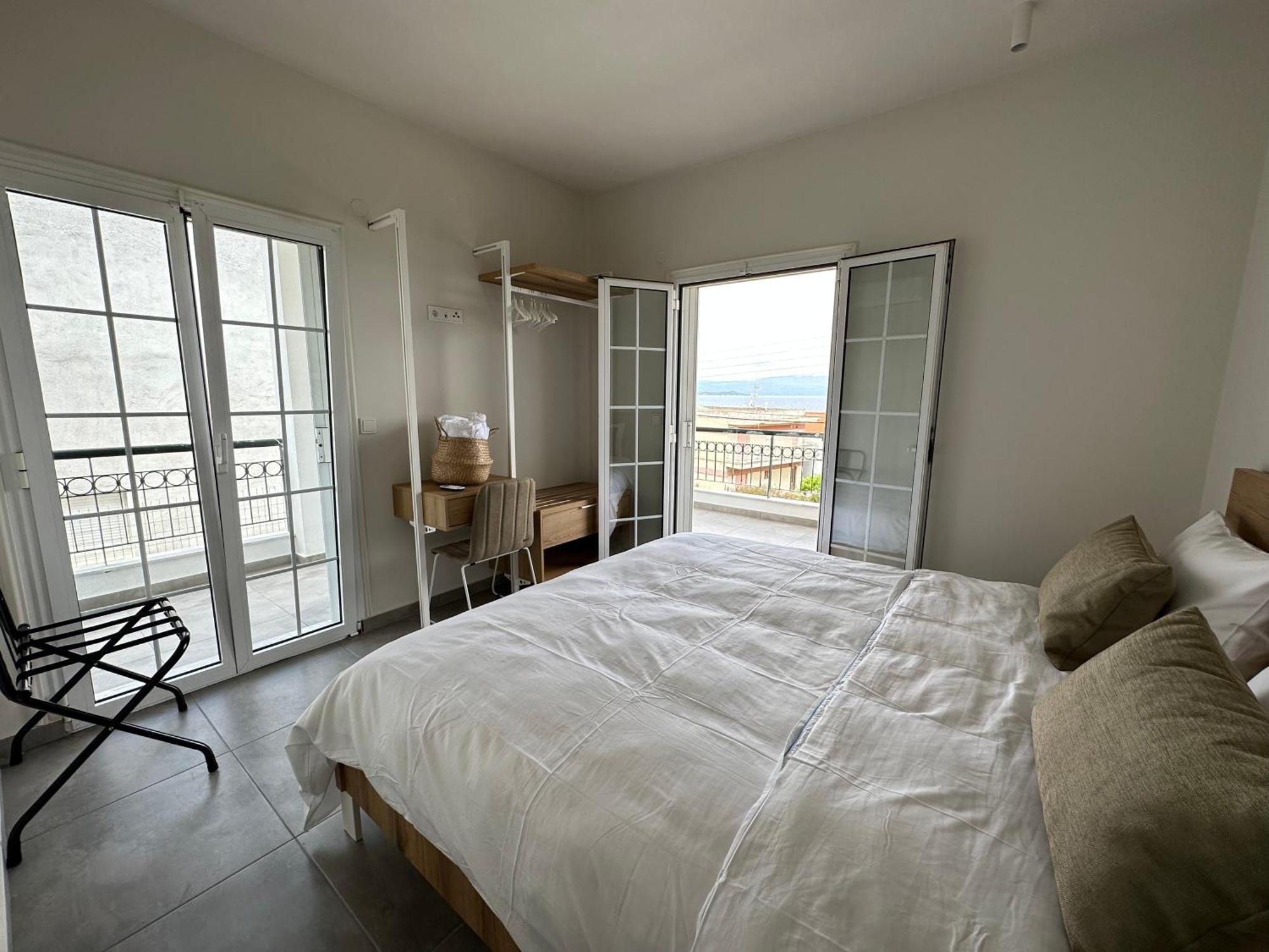 Villa Eleni Greece - Wonderful Sea View Studios Nea Roda Exteriér fotografie